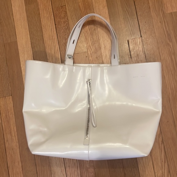 Kara patent leather tote - Picture 7 of 13